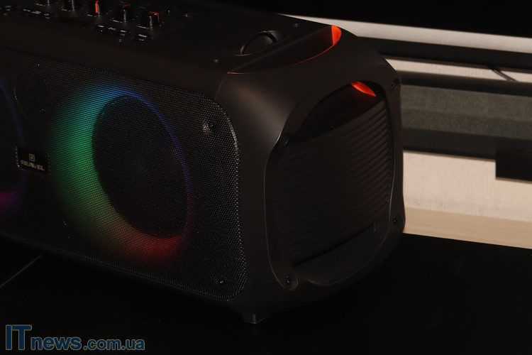 REAL-EL_X-795_portable_acoustics